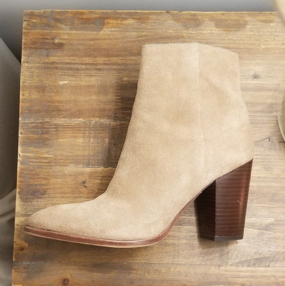 Sam Edelman Blake Bootie - Picture 2 of 8